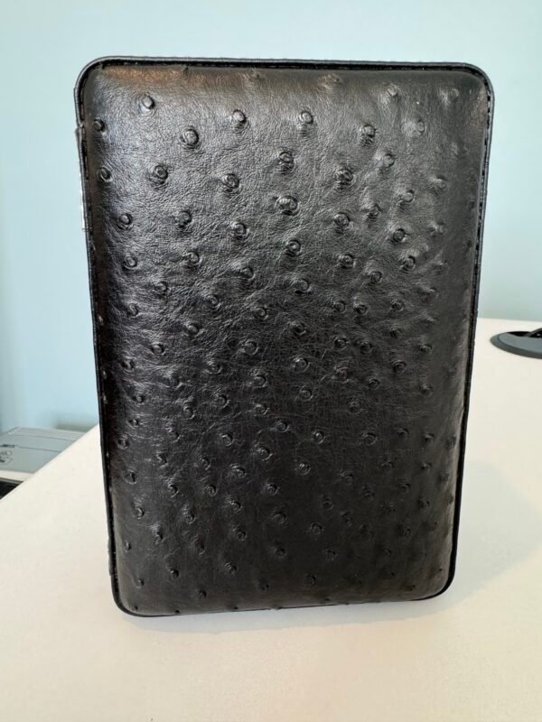 Avo Cigar Travel Case - Image 2