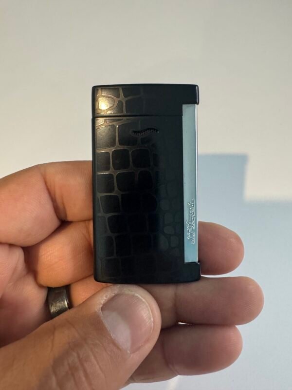 DuPont Slim 7 Flat Flame Lighter