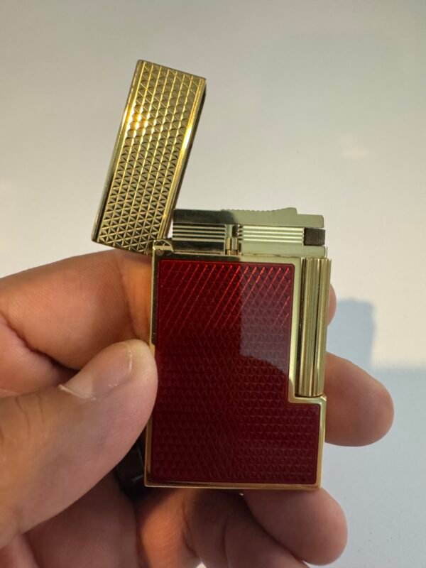 DuPont Ligne 2 Red Lacquer Dual Flame Lighter - Image 3