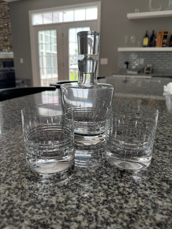 Davidoff Bourbon Decanter and Glasses Set